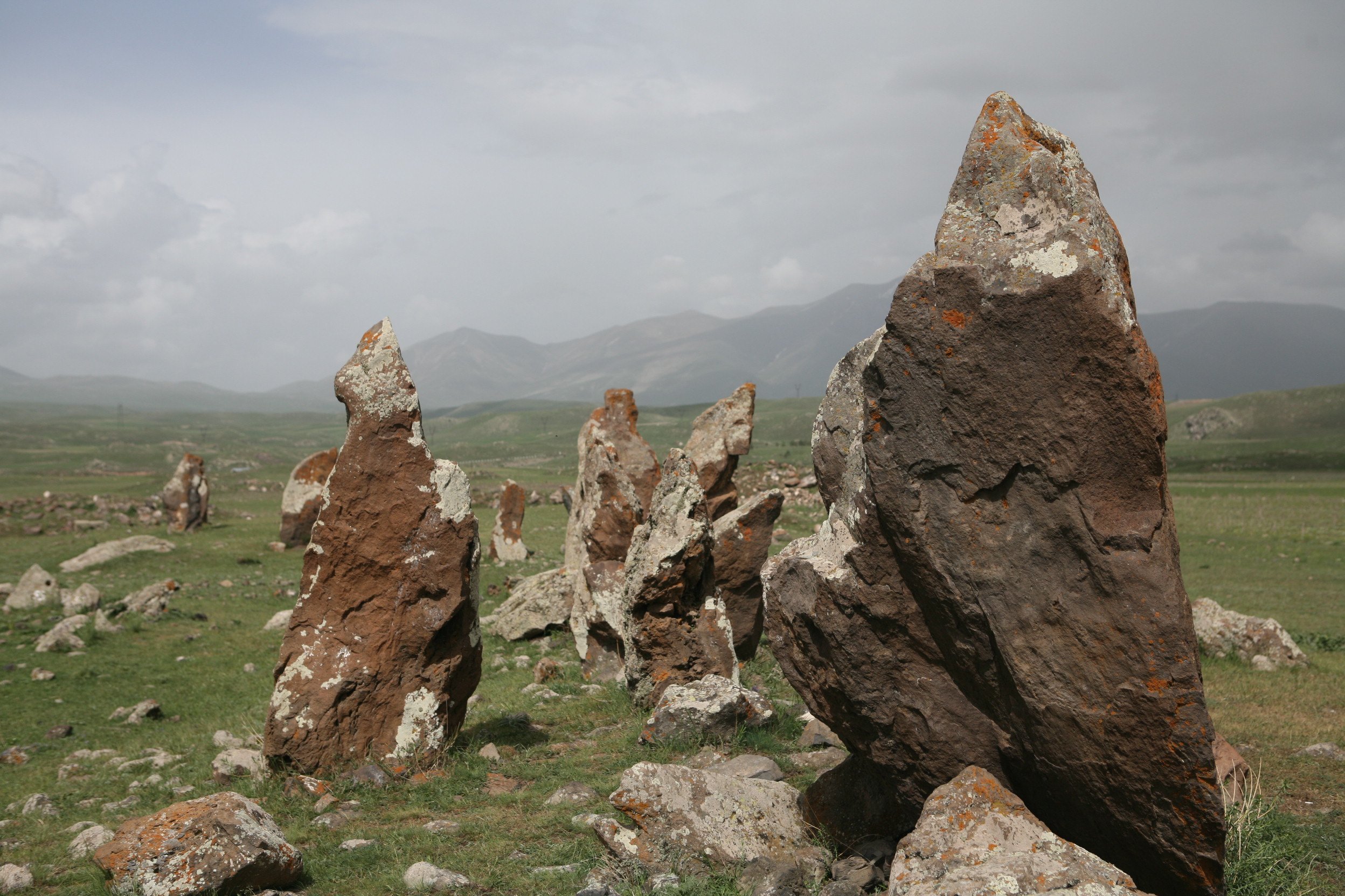 r1765-զորաց-քարեր-2.jpg